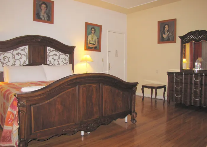 Hotel Casa Gonzalez 4*