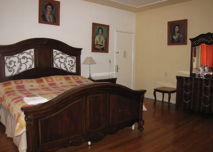 Casa Gonzalez Hotel