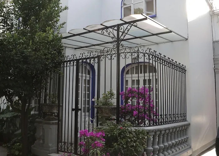 Casa Gonzalez Hotel